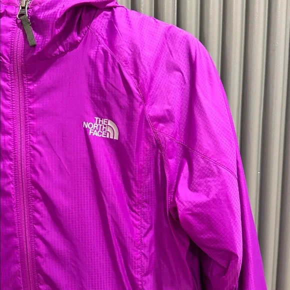 North Face Magenta water Proof Jacket with ultra soft lining - Picture 11 of 12